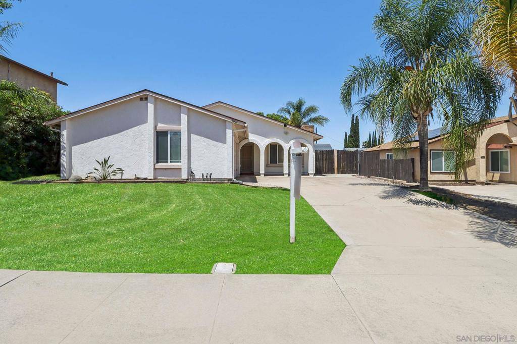 Poway, CA 92064,13002 Standish Dr