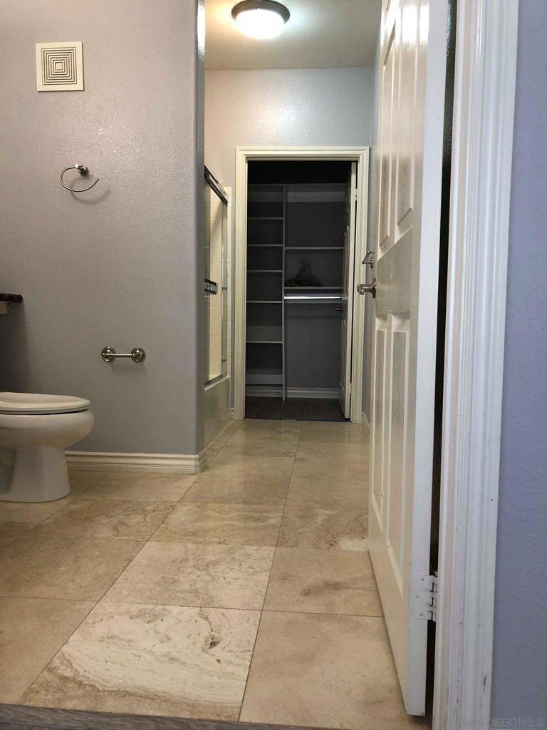 La Jolla, CA 92037,9293 Regents Rd #C307