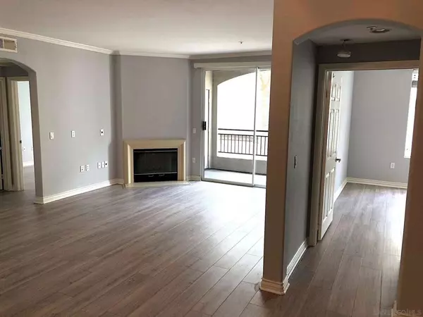 La Jolla, CA 92037,9293 Regents Rd #C307
