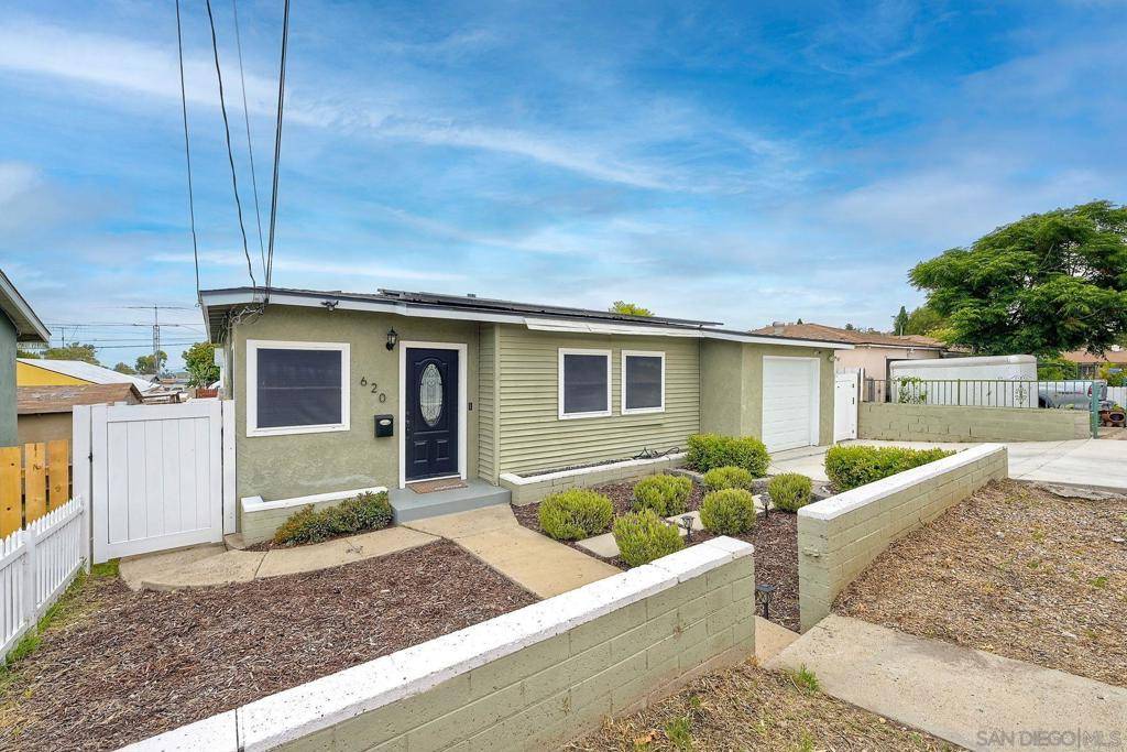 620 Flicker St, San Diego, CA 92114