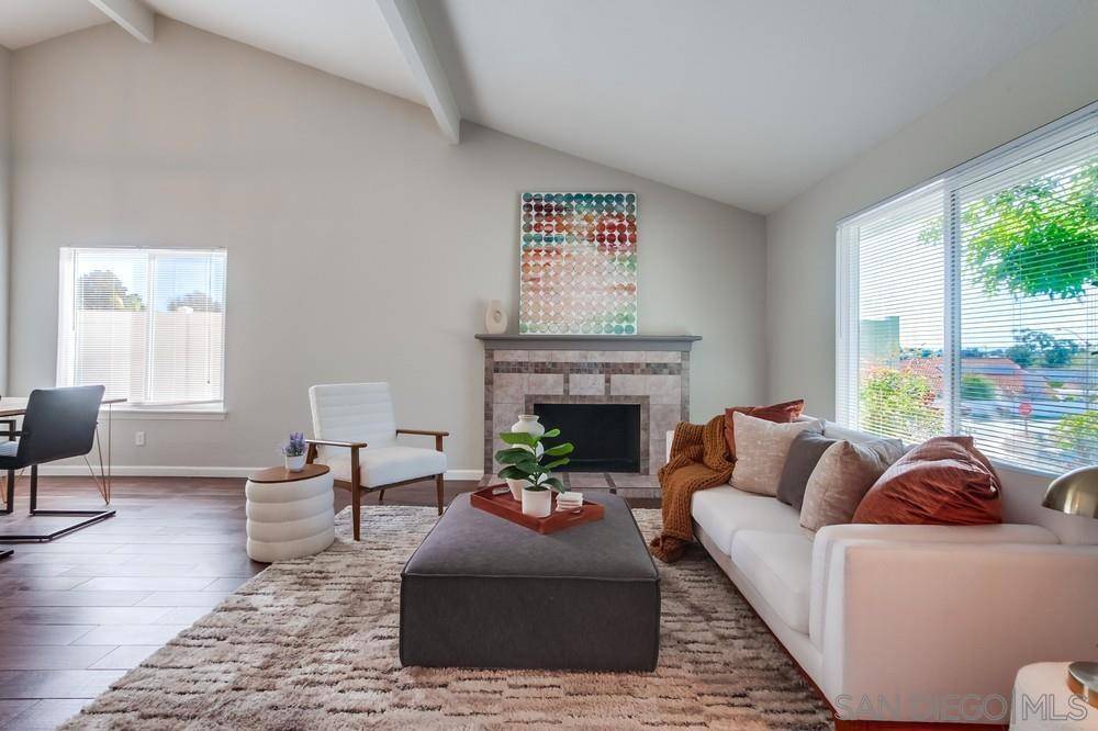 Fallbrook, CA 92028,950 Funquest Dr
