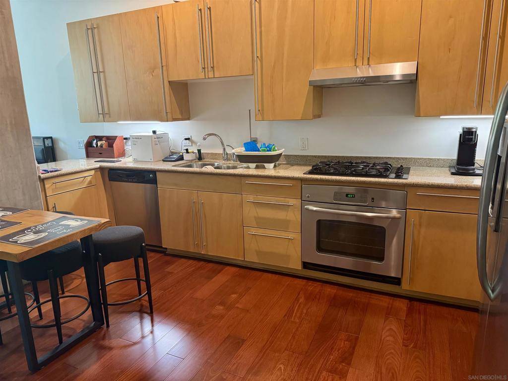 San Diego, CA 92101,801 Ash St #101