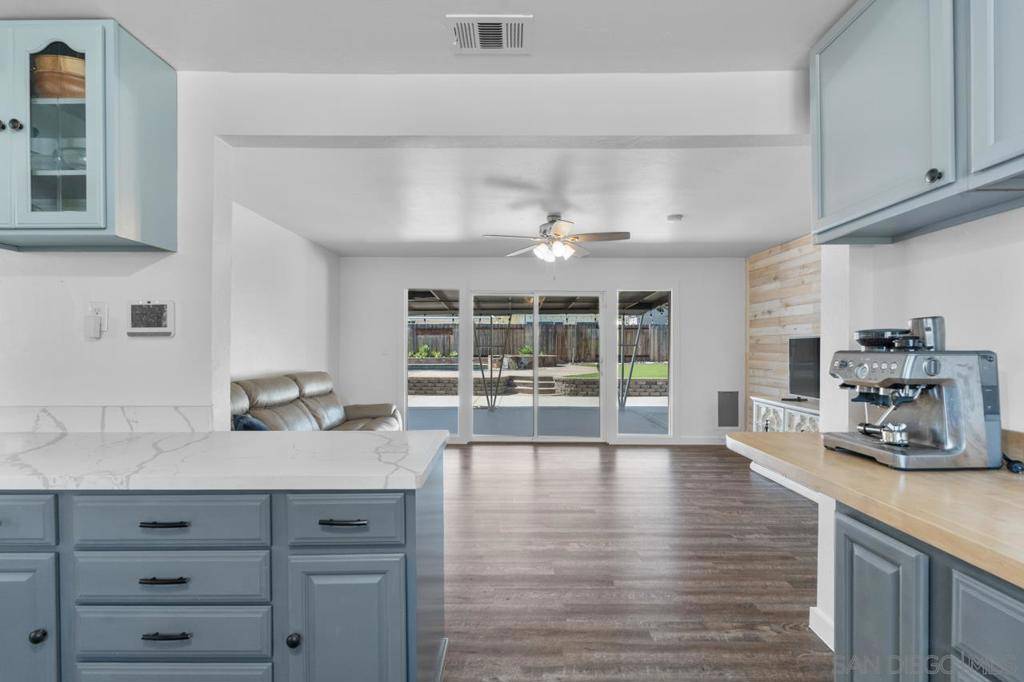 Santee, CA 92071,9476 Terrywood Road