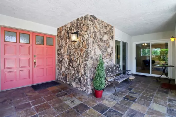 Vista, CA 92084,2090 Alta Vista Drive