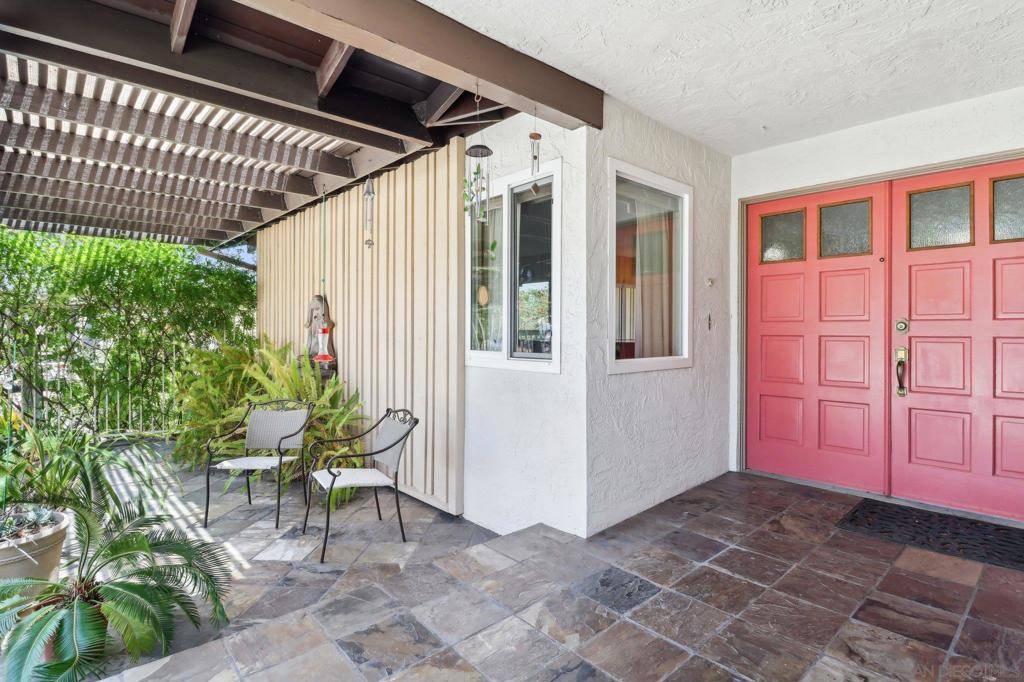 Vista, CA 92084,2090 Alta Vista Drive