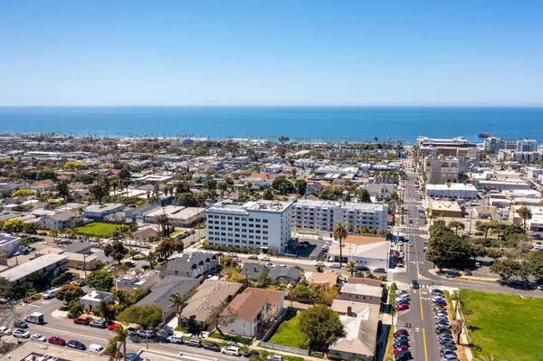 Oceanside, CA 92054,109 S Horne St