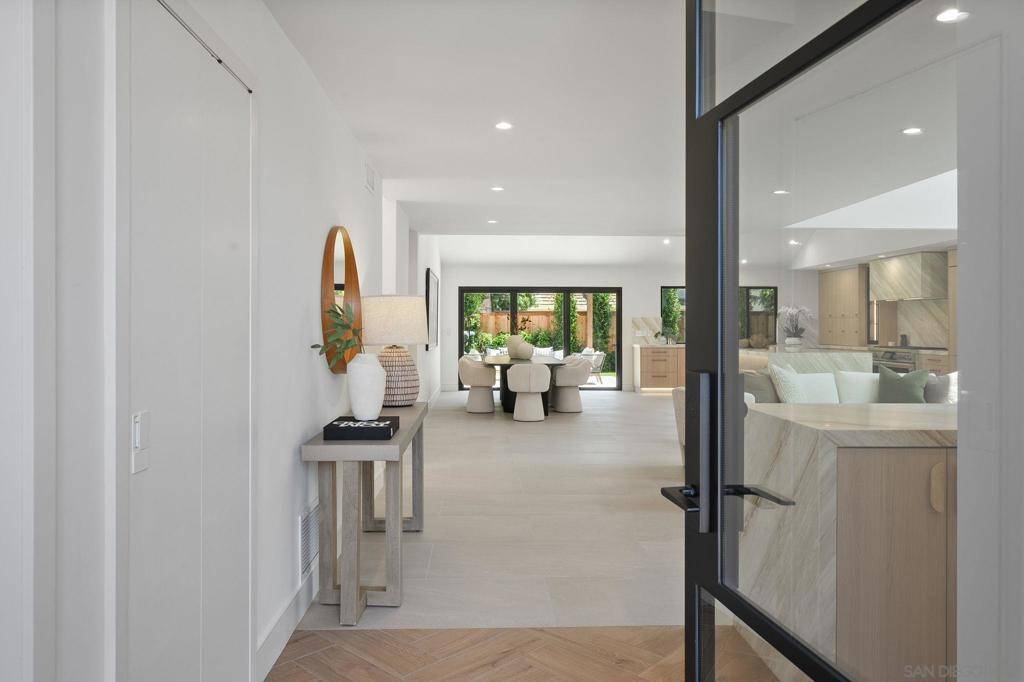 Rancho Santa Fe, CA 92091,3835 Via Reposo