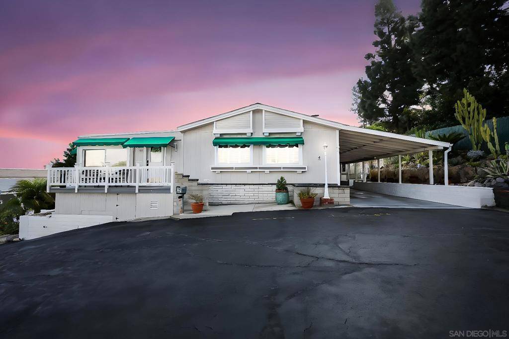 2130 Sunset Dr #SPC 71, Vista, CA 92081