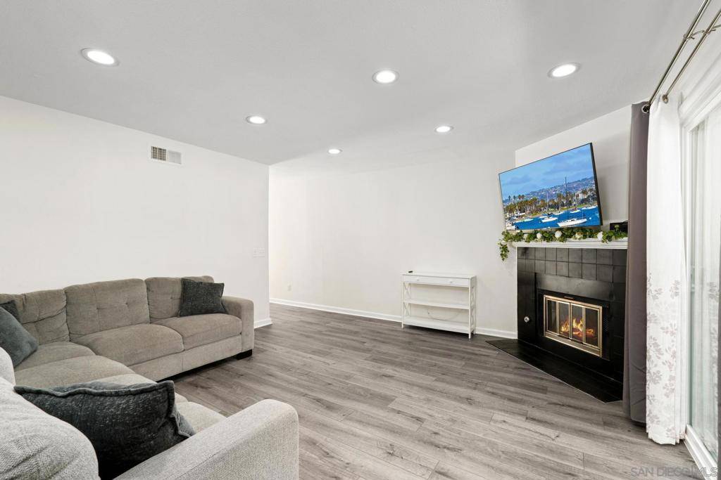 Santee, CA 92071,10794 Jeanne Ter #D