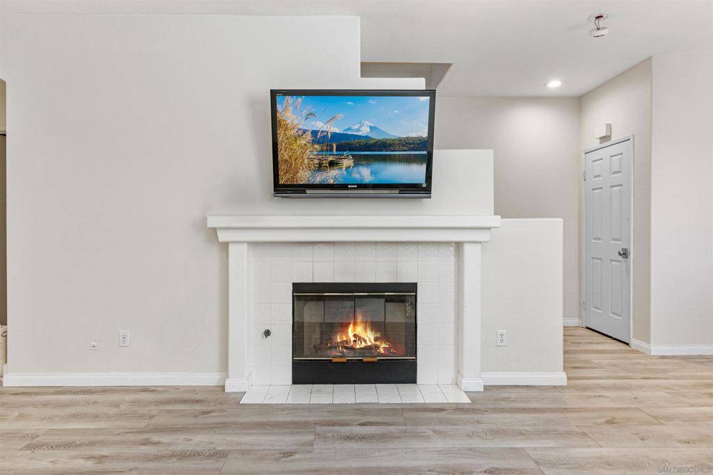 San Diego, CA 92128,12530 Heatherton Ct #31