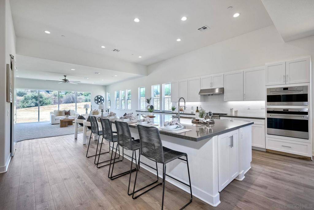 29568 Viking View Ln, Valley Center, CA 92082