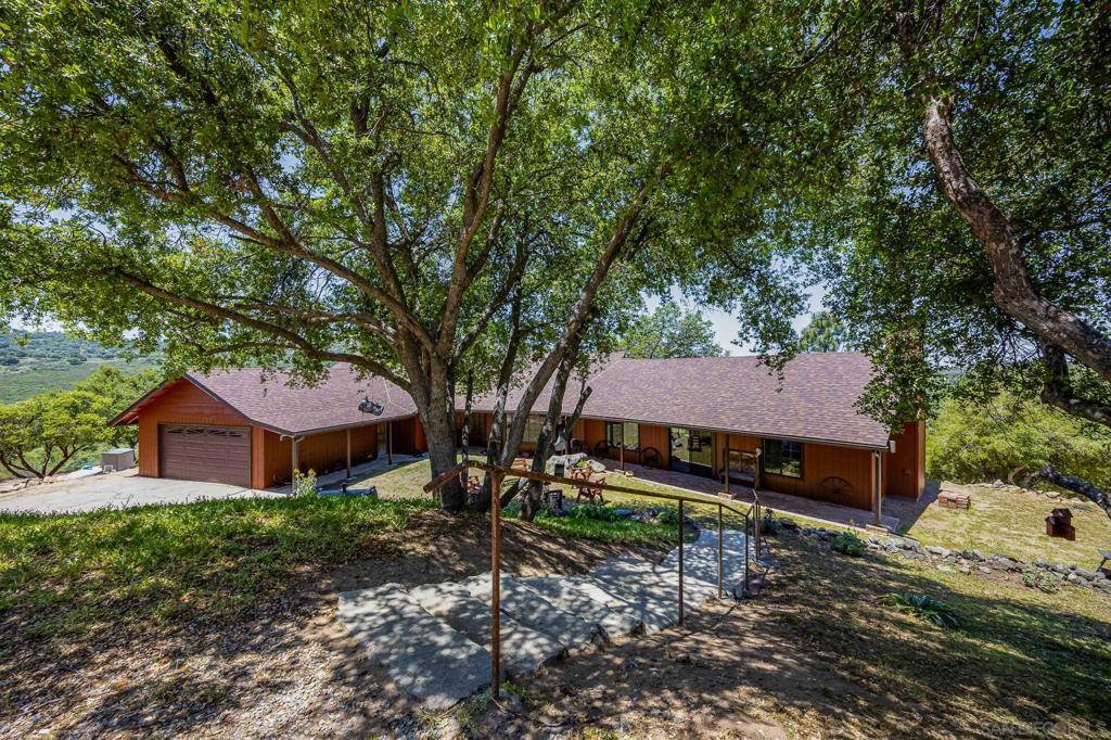 10649 Boulder Creek Rd, Descanso, CA 91916