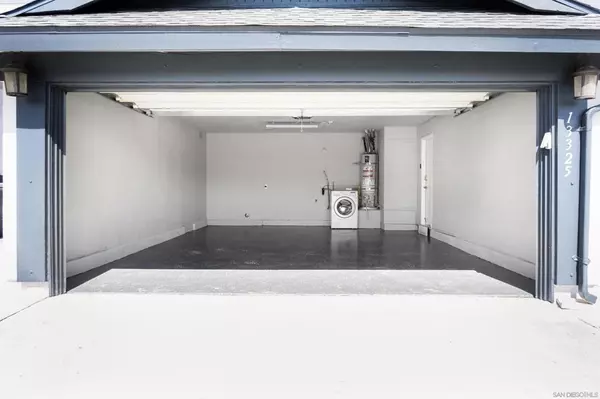 Poway, CA 92064,13325 Floral Ave