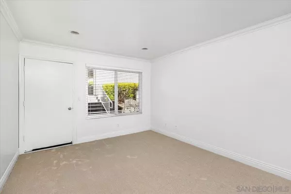 Escondido, CA 92026,27725 Mountain Meadow Rd #35