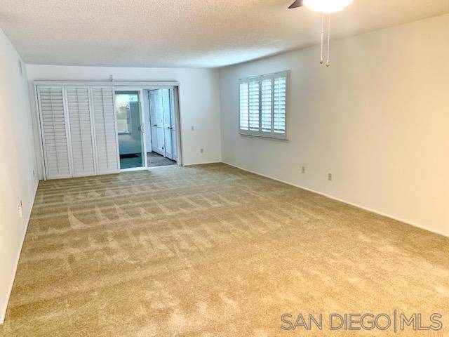 San Diego, CA 92128,16599 Caminito Vecinos #5
