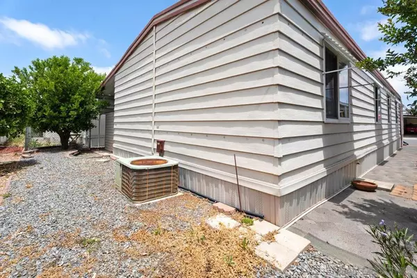 Ramona, CA 92065,1212 H Street #72
