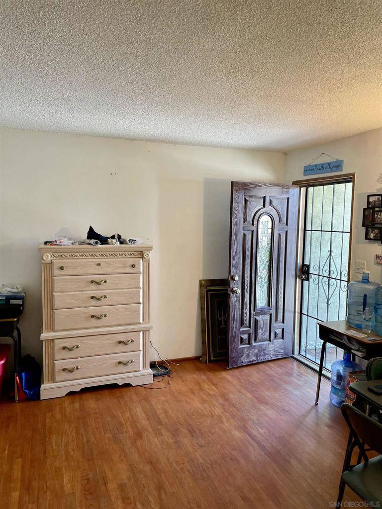 Hemet, CA 92543,1276 E Johnston Ave