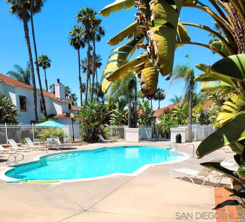 San Diego, CA 92129,9479 Fairgrove Lane #302