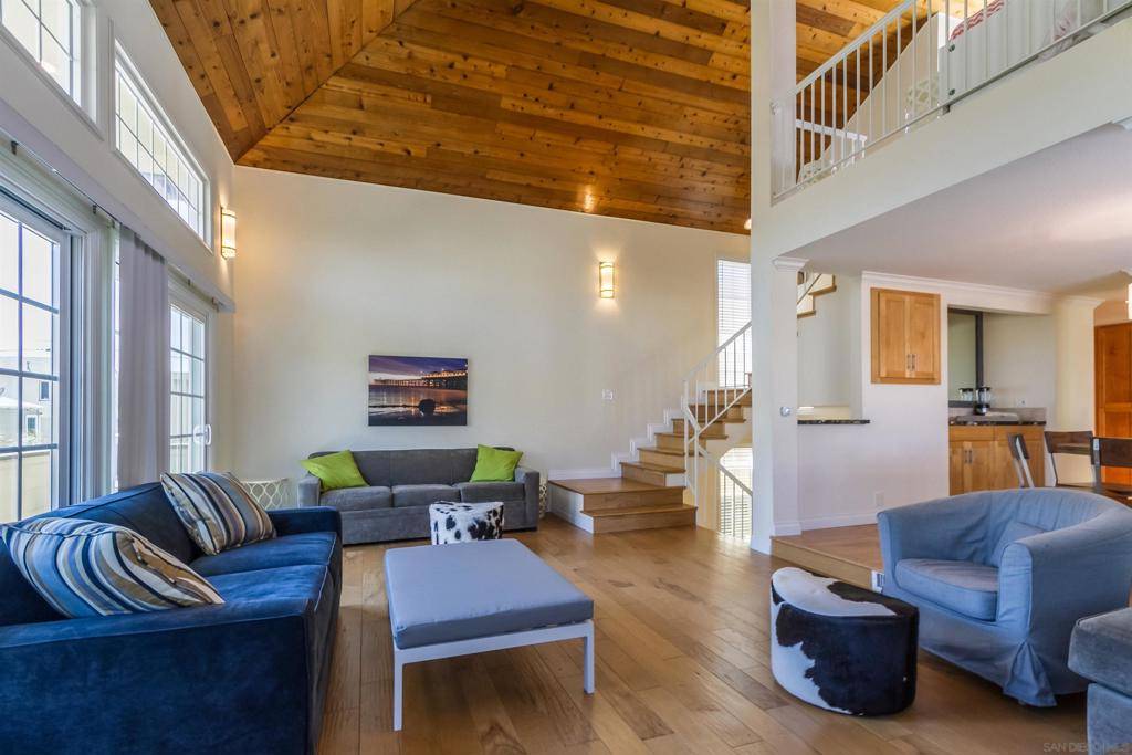 San Diego, CA 92109,728 Jamaica Ct