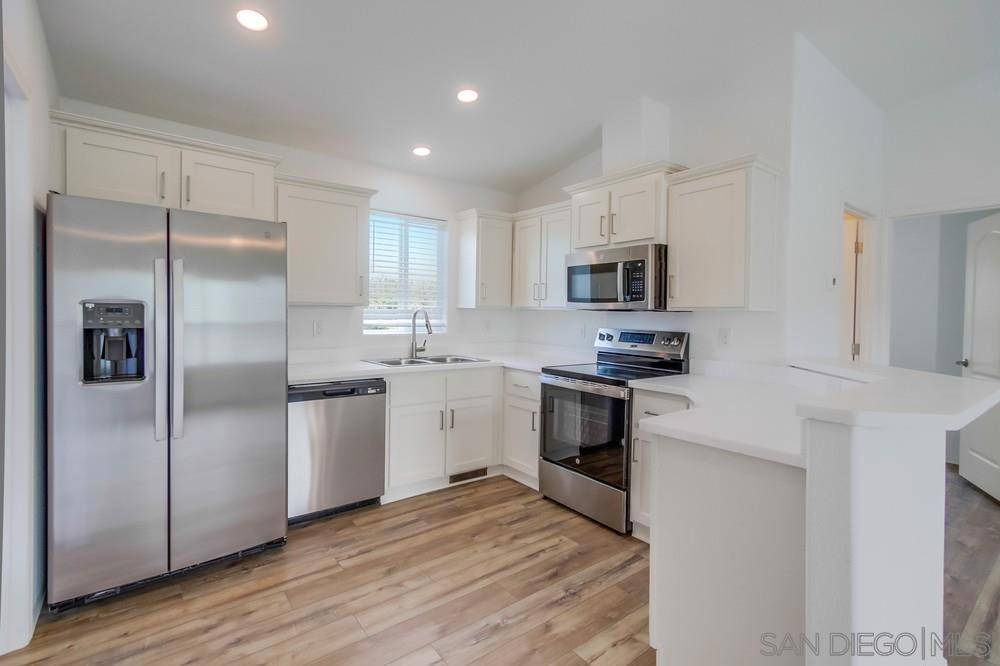 La Mesa, CA 91941,4026 Charles St