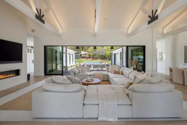 Rancho Santa Fe, CA 92067,16827 Via De La Valle