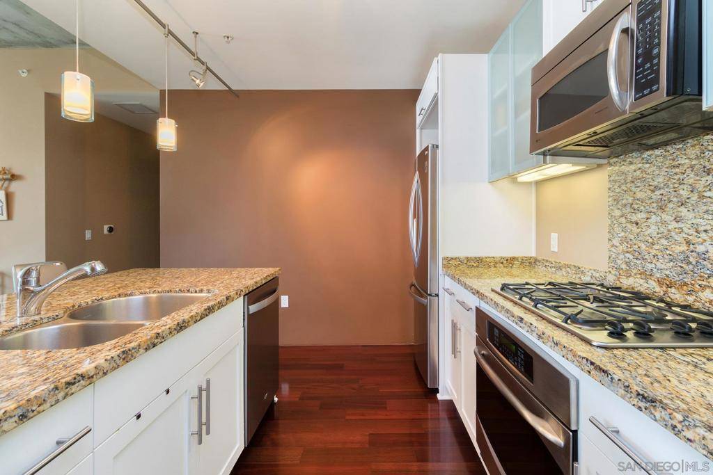 San Diego, CA 92101,1494 Union #506