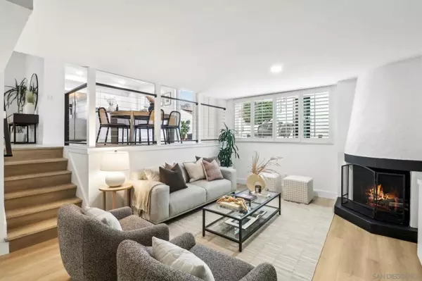 San Diego, CA 92117,4174 Balboa Way