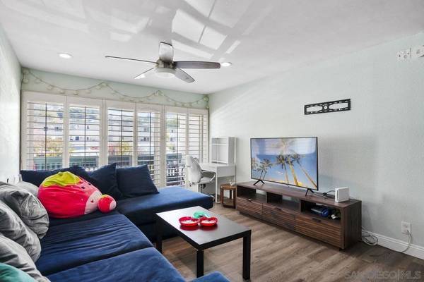 San Diego, CA 92117,4060 Huerfano Ave #109