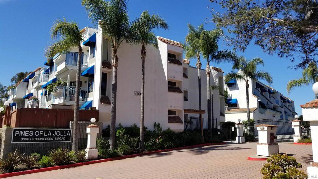 8328 Regents Rd #3J, La Jolla, CA 92122