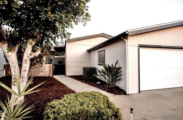 Santee, CA 92071,9255 N Magnolia Ave N #335