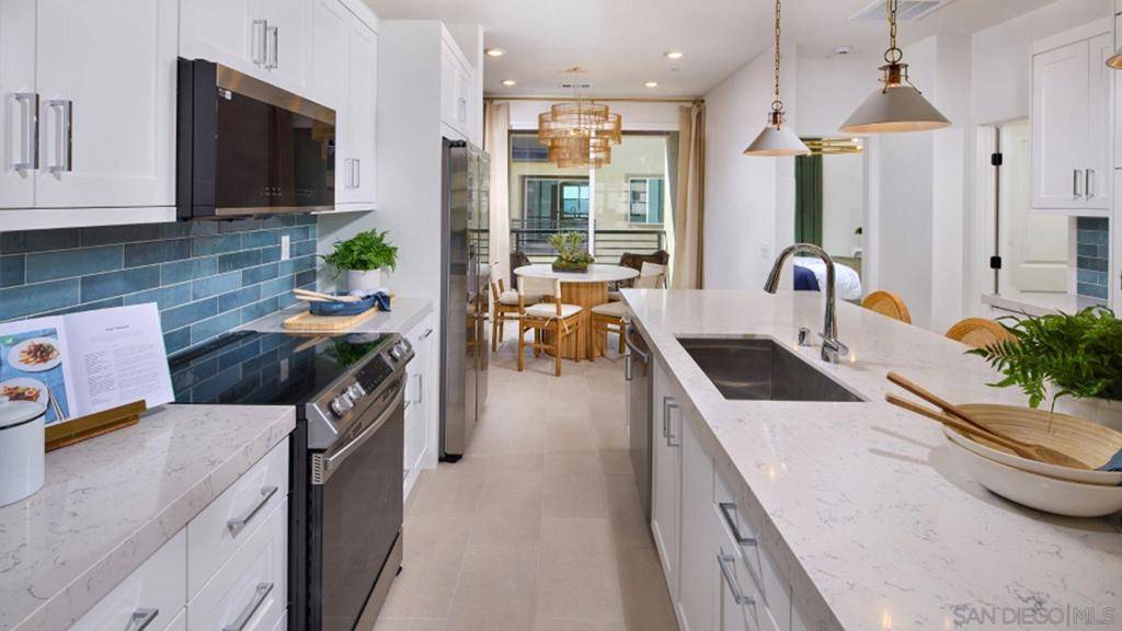 San Diego, CA 92128,14325 Savannah Court