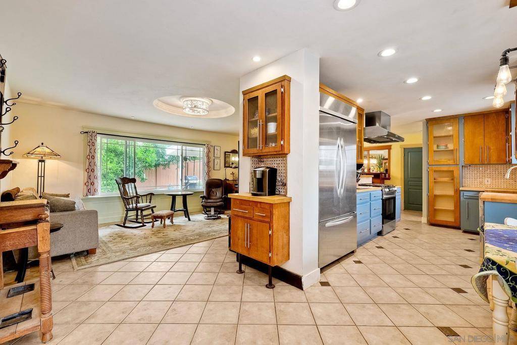 La Mesa, CA 91941,9435 Morcado Cir