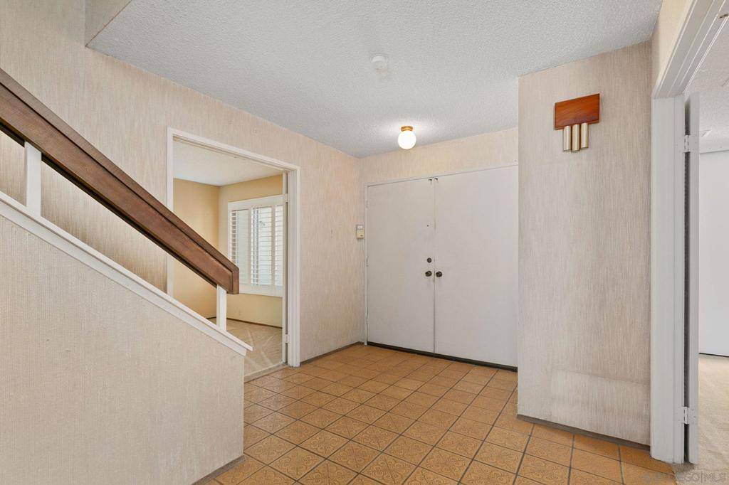 Bonita, CA 91902,3265 Casa Bonita Drive