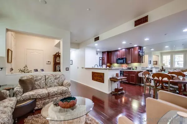 Santee, CA 92071,45 Via Sovana