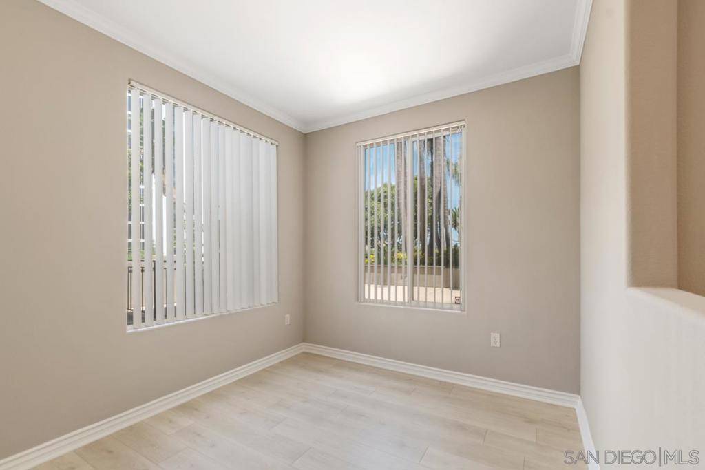 La Jolla, CA 92037,9253 Regents Rd #A111