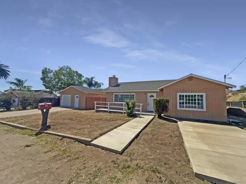 325 F St, Ramona, CA 92065