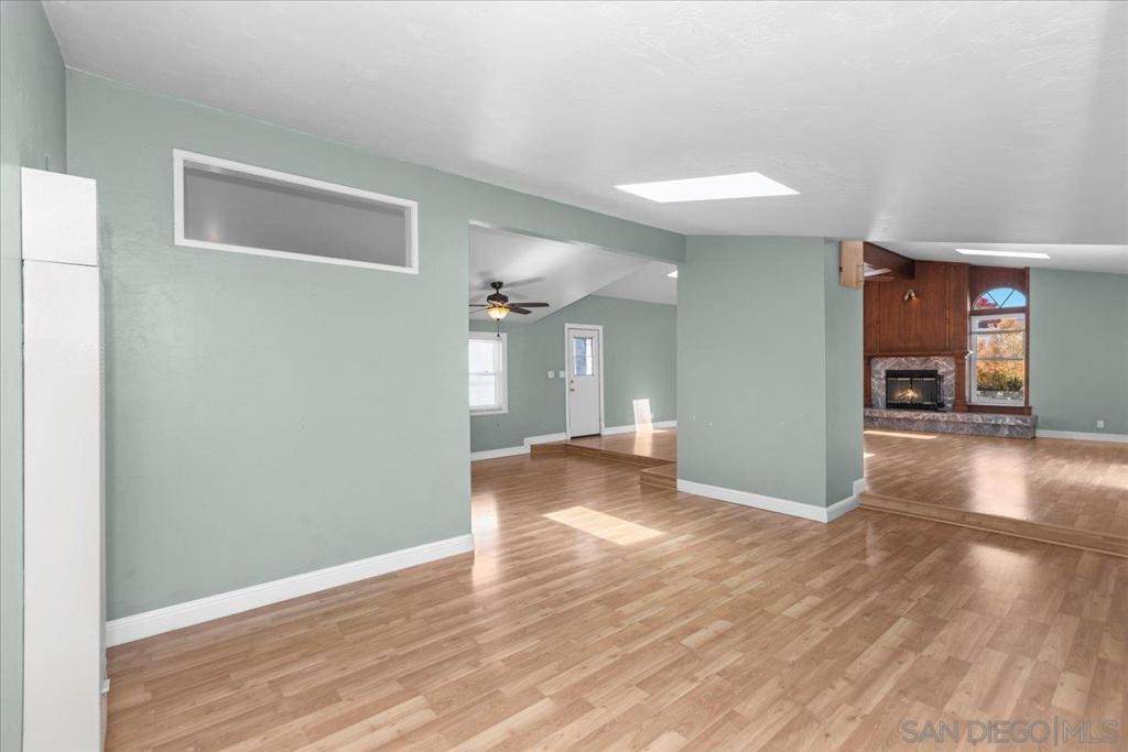 San Diego, CA 92123,9522 Fairbanks