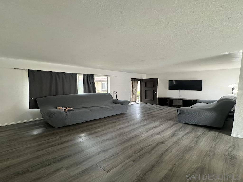 El Cajon, CA 92020,807 S Mollison Ave #26