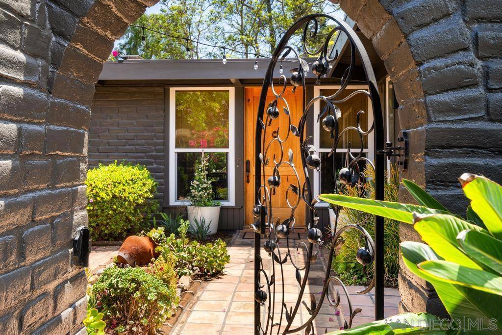Poway, CA 92064,16851 Orchard Bend