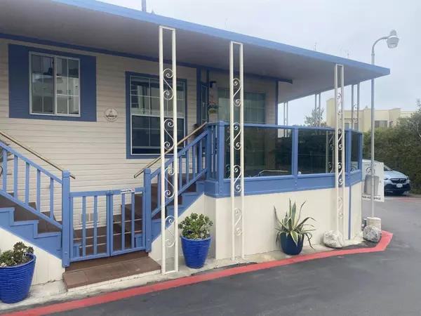 Oceanside, CA 92054,900 N Cleveland Street #94