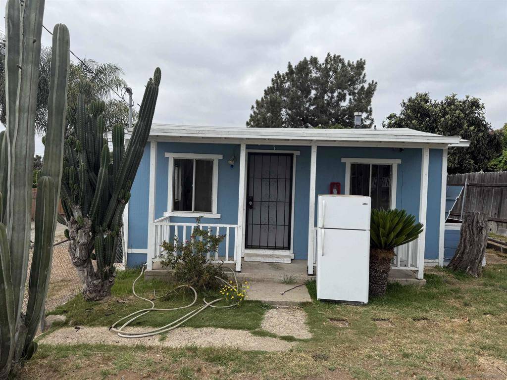 2711 2717 Ridgeway Dr, National City, CA 91950