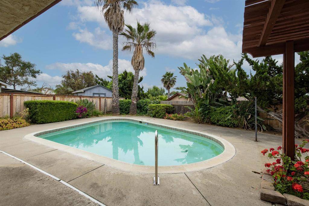 1708 Harold Rd, Escondido, CA 92026