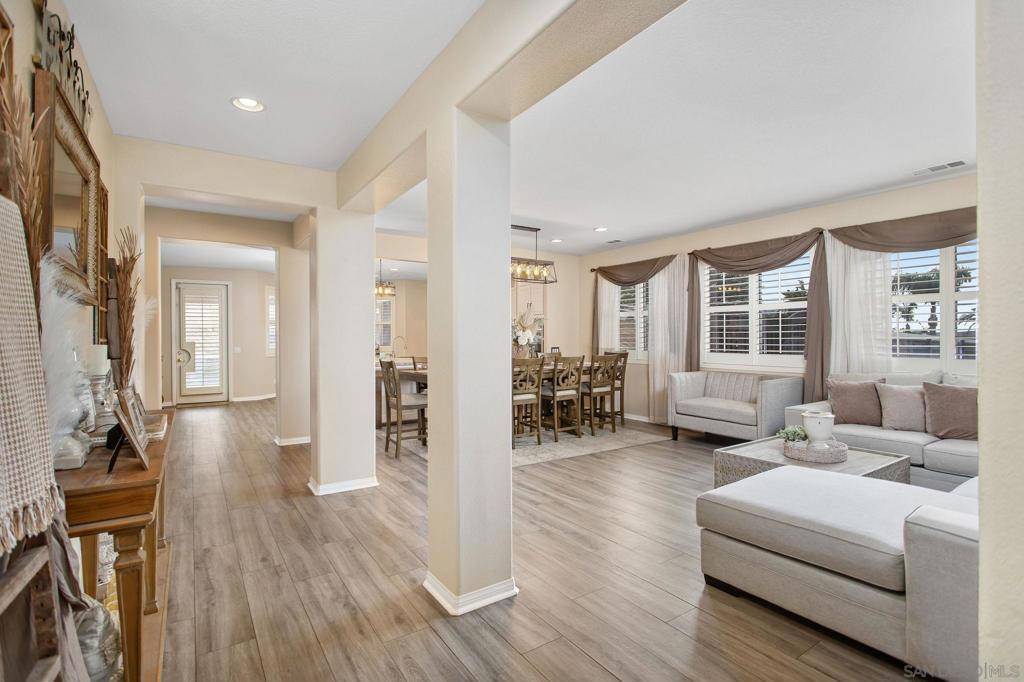Riverside, CA 92504,16627 Eagle Peak Rd