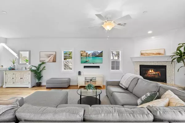 Imperial Beach, CA 91932,523 9th St