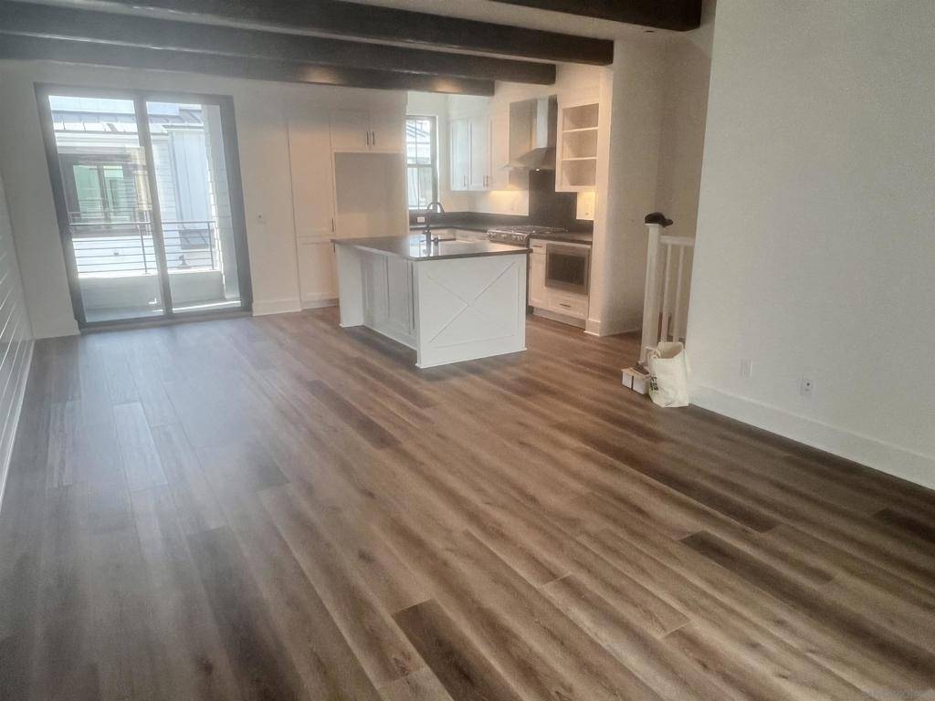 Encinitas, CA 92024,1301 Bergamo Pl #103