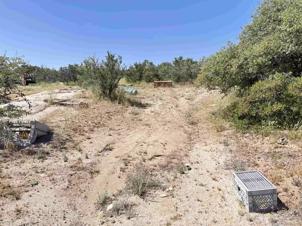 Boulevard, CA 91905,38430 Lilac Ln.