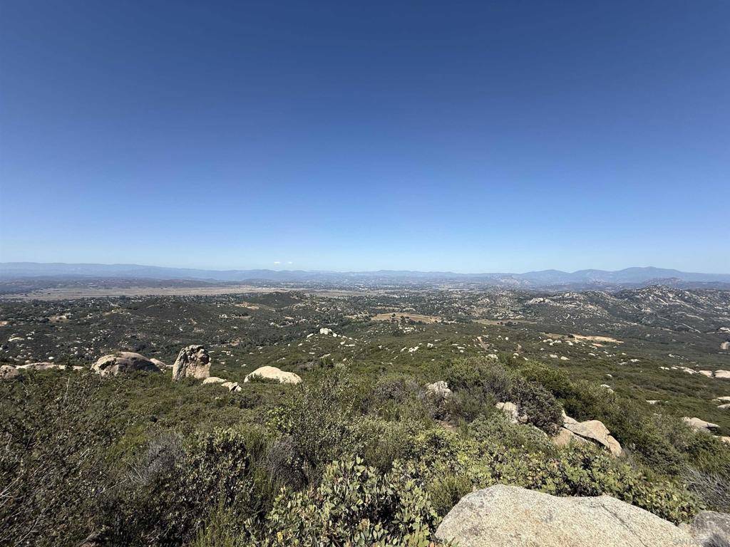 Ramona, CA 92065,17441 Dos Picos Park Road