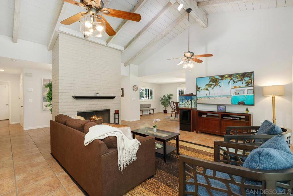 Pauma Valley, CA 92061,15406 Happy Holw