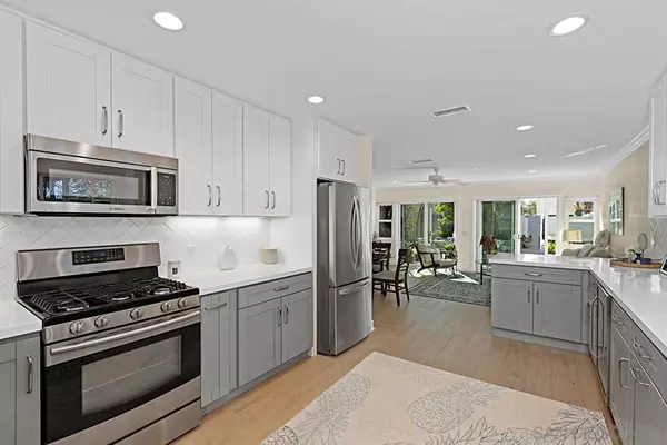 Coronado, CA 92118,104 I Ave
