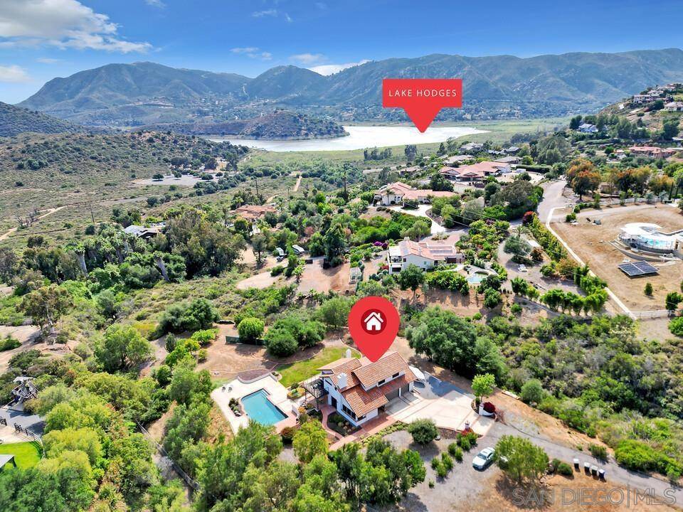 Escondido, CA 92029,3453 Via Loma Vista